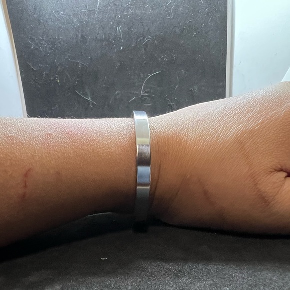 Cuff silver bangle - Picture 3 of 4